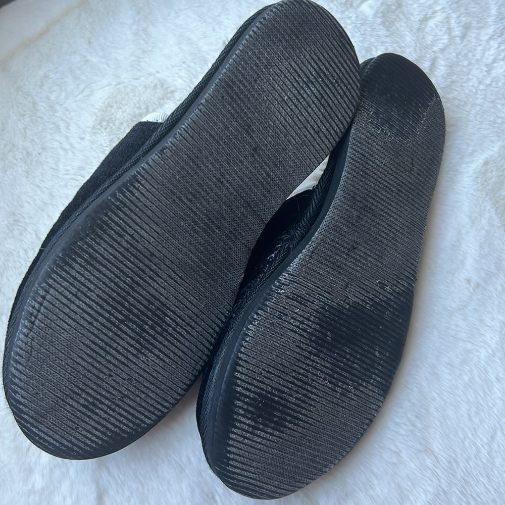 Kate Spade Fuzzy Slippers - Picture 3 of 4